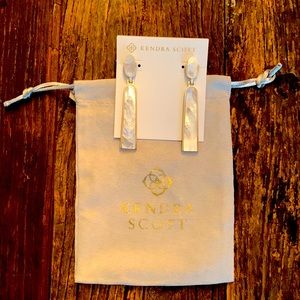 Kendra scott post earrings.